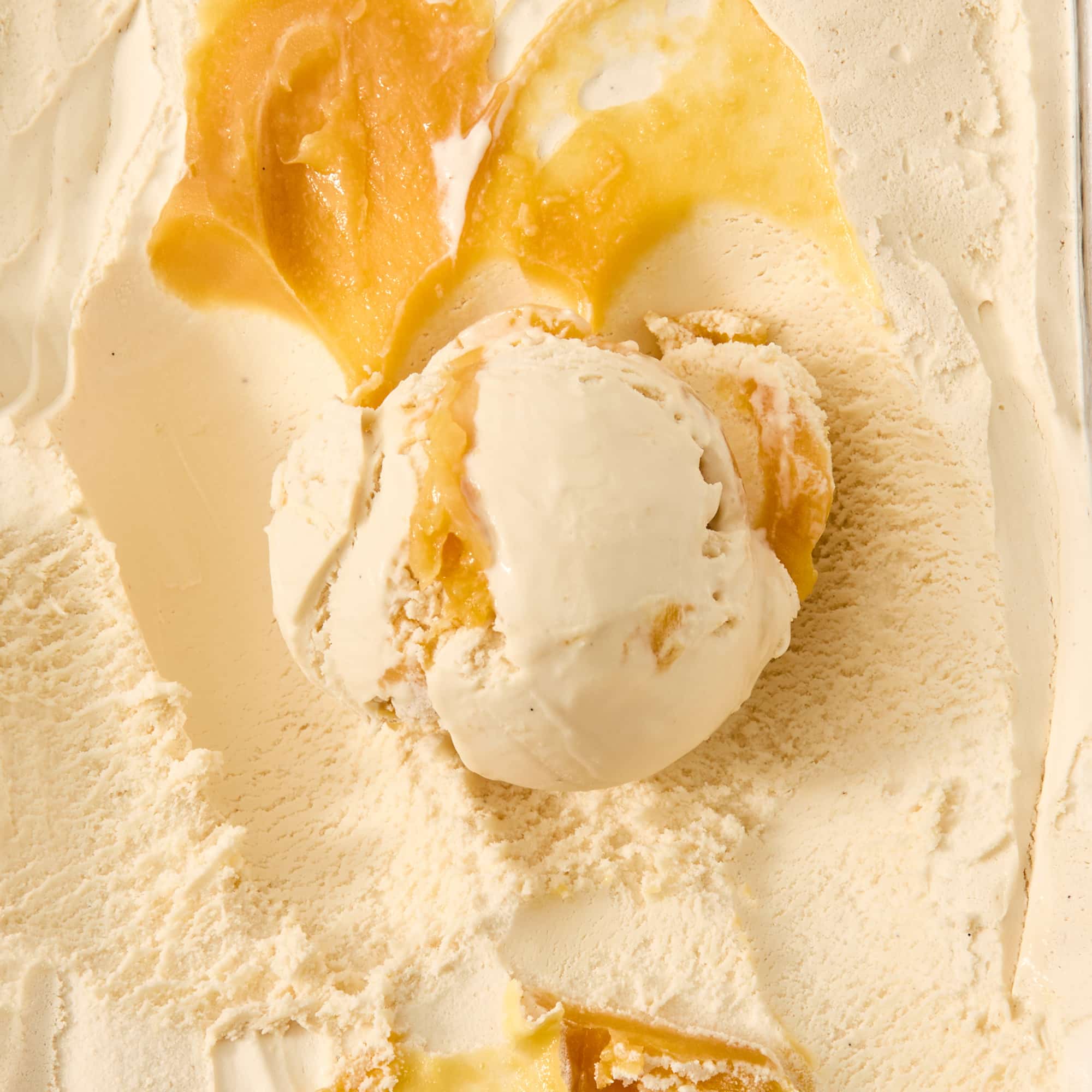 Lemoncheesecake Icecreamscoop Productshot