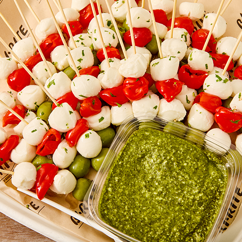 Mozzarellaandpepperskewer Catering
